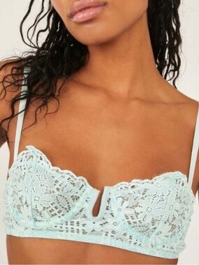 FREE PEOPLE BRALETTE